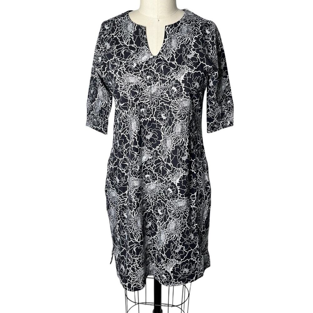 Hang Ten Black & White Floral Split Neck Shift Dress with Pockets - Size Small